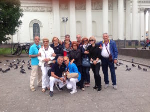 Экскурсия по Петербургу с туристами