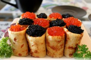 Crepas rusas con caviar