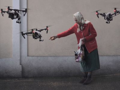 бабушка и дроны мем